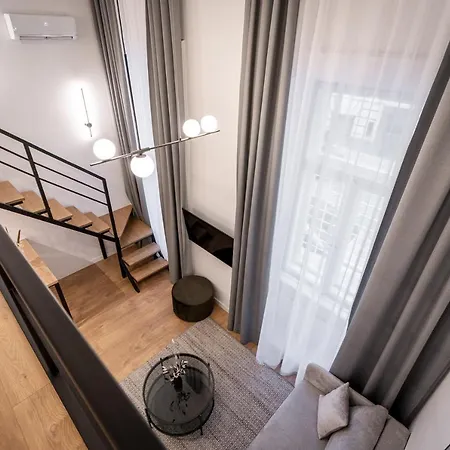E56 - Grand Boulevard Heritage - Location By Bqa Apartament
