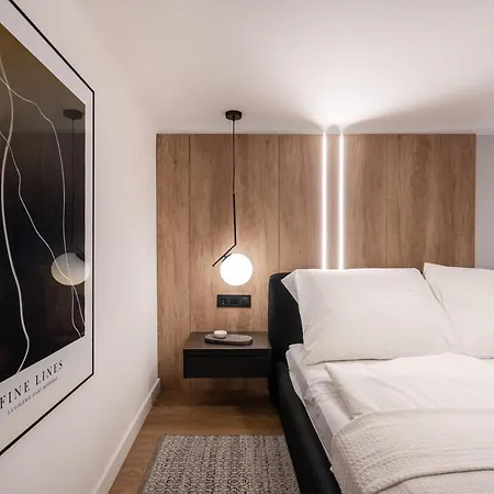 E56 - Grand Boulevard Heritage - Location By Bqa Lejlighed Budapest