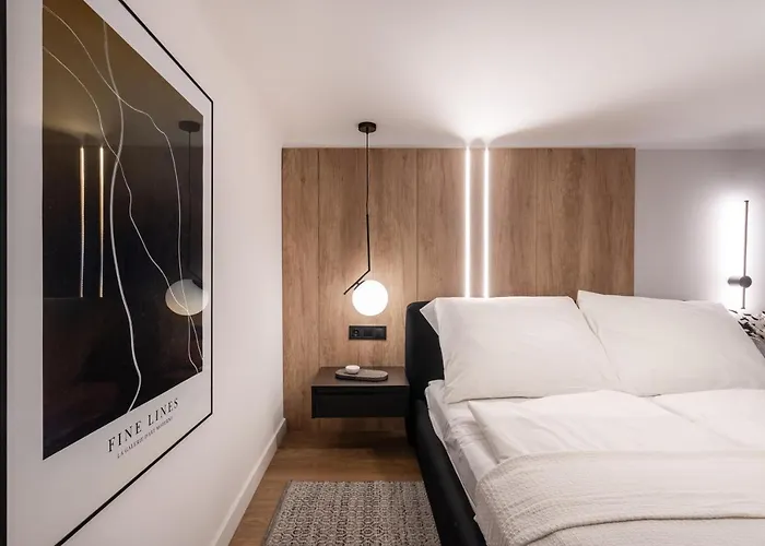 E56 - Grand Boulevard Heritage - Location By Bqa Apartment Budapest