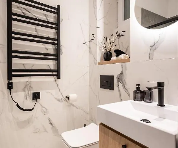 E56 - Grand Boulevard Heritage - Location By Bqa * Budapest