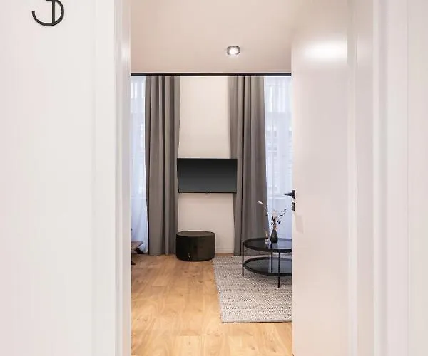 E56 - Grand Boulevard Heritage - Location By Bqa *